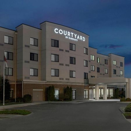 Courtyard By Marriott Salisbury Hotel Ngoại thất bức ảnh