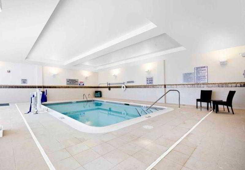 Courtyard By Marriott Salisbury Hotel Ngoại thất bức ảnh