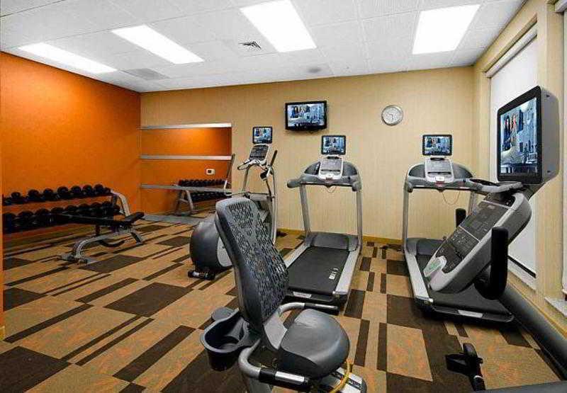 Courtyard By Marriott Salisbury Hotel Ngoại thất bức ảnh