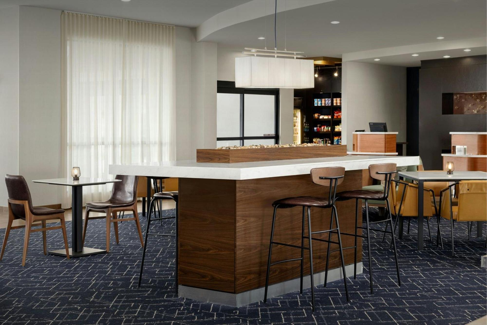 Courtyard By Marriott Salisbury Hotel Ngoại thất bức ảnh