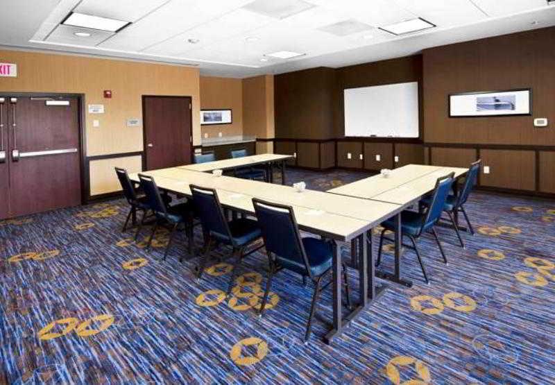 Courtyard By Marriott Salisbury Hotel Ngoại thất bức ảnh
