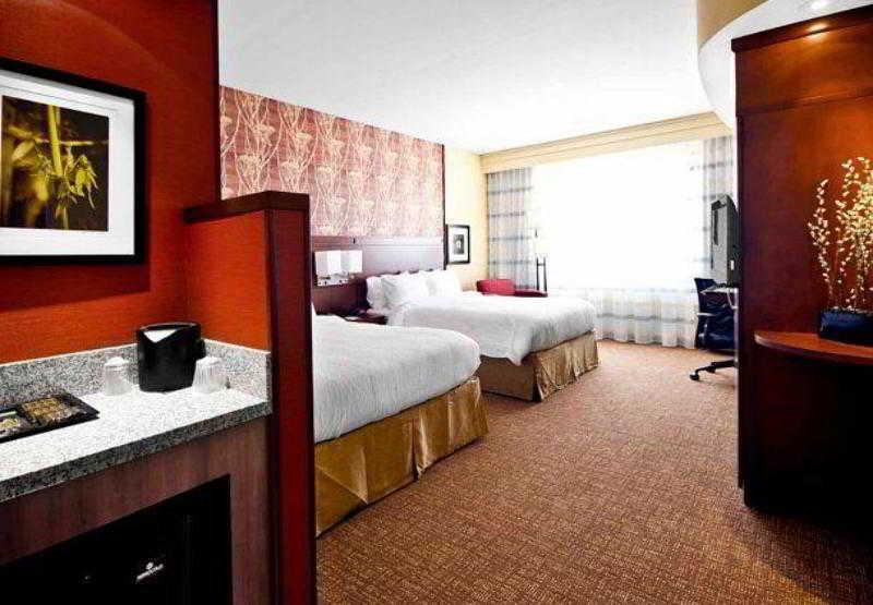 Courtyard By Marriott Salisbury Hotel Ngoại thất bức ảnh