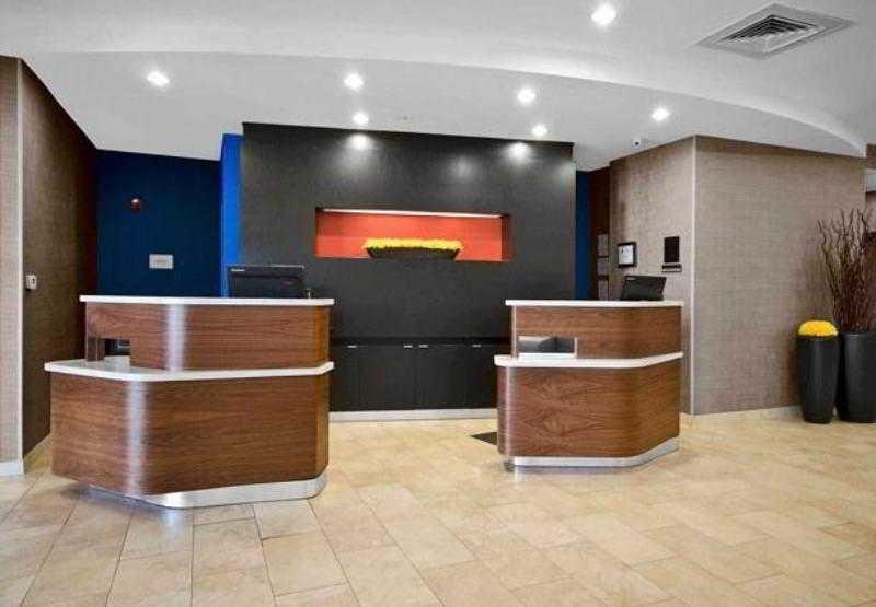 Courtyard By Marriott Salisbury Hotel Ngoại thất bức ảnh